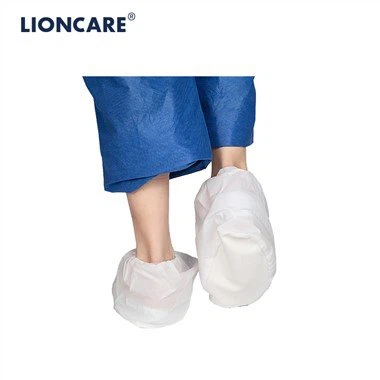 Jednorazowe ochraniacze na buty z laminowanego polipropylenu LIONCARE® Antypoślizgowe